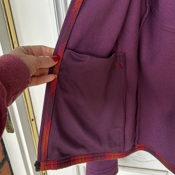 Like new Columbia fleece zip up hoodie - Picture 5 of 5